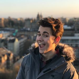 Meet your Posher, Alex